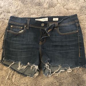 BKE cut off shorts
